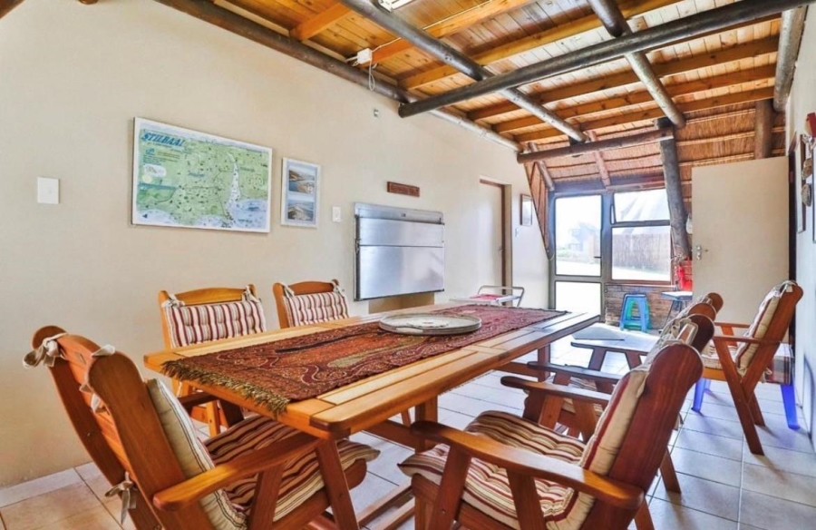 To Let 4 Bedroom Property for Rent in Stilbaai Western Cape